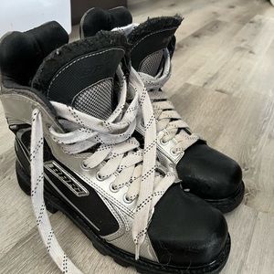 Bari Hockey Winter Boots